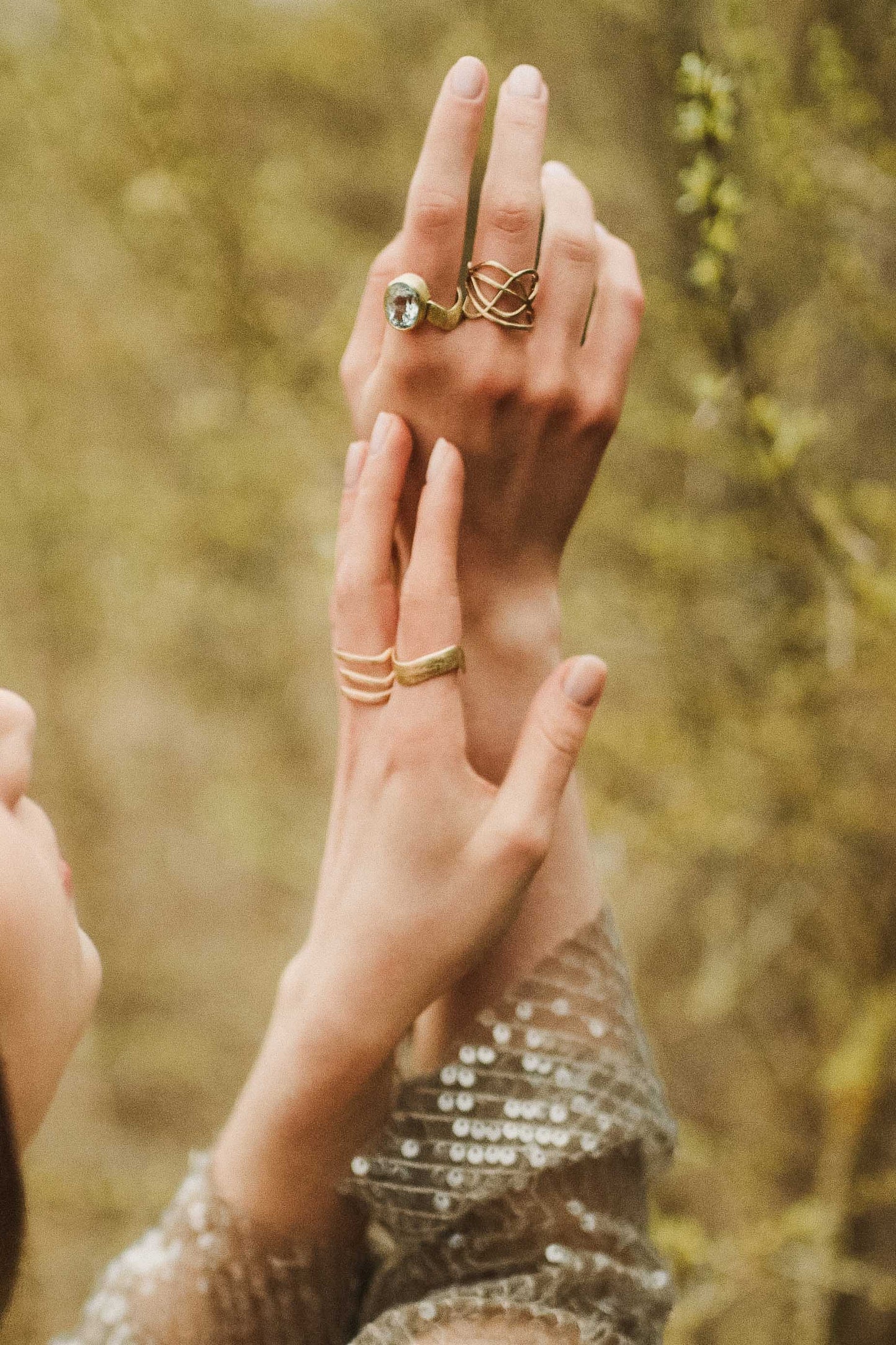 585er Echtgold Ring "Kokon S"