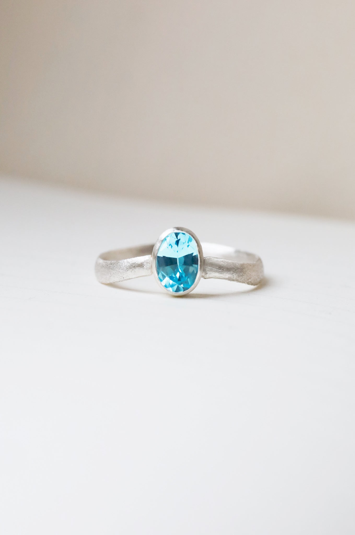 Topas Ring s hellblau