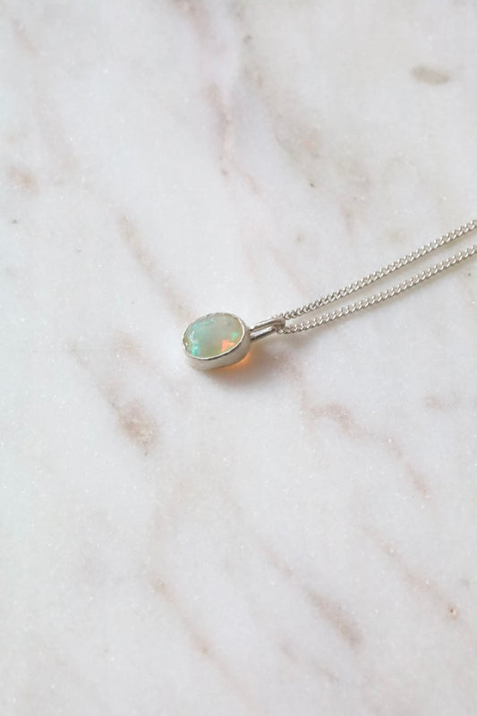 Ausverkauft Äthiopischer facettierter Opal Einzelstück