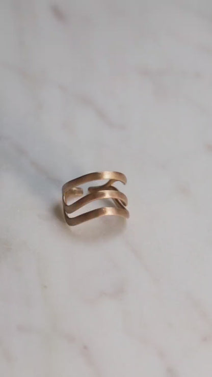 585er Echtgold Ring "Kokon S"